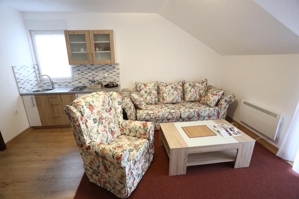 Apartments Kolonija Sarajevo Phòng bức ảnh