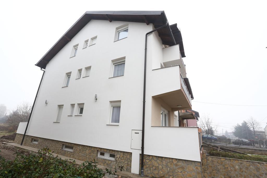 Apartments Kolonija Sarajevo Phòng bức ảnh